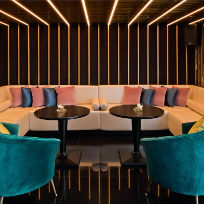 W Doha image