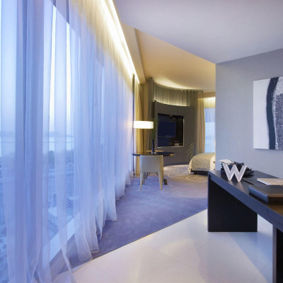W Doha image