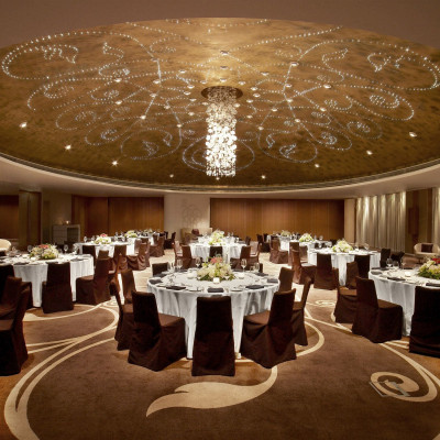 W Doha image