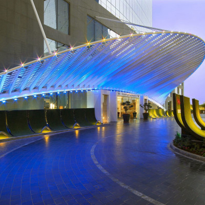 W Doha image