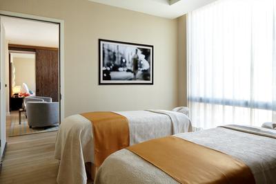 Spa One Bedroom Sauna Suite