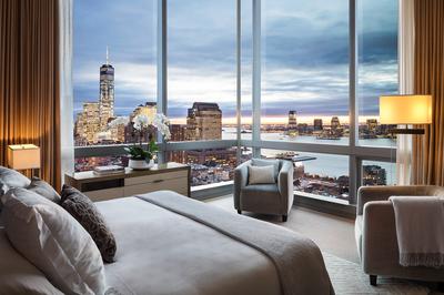 Hudson Square One Bedroom Suite