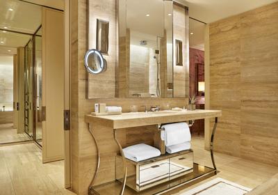 Deluxe Guest Room
