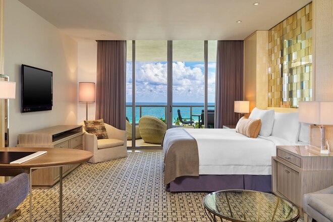 Deluxe Guest Room, 1 King, Ocean View