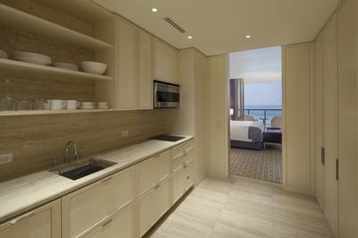 Astor Luxe Guest Room
