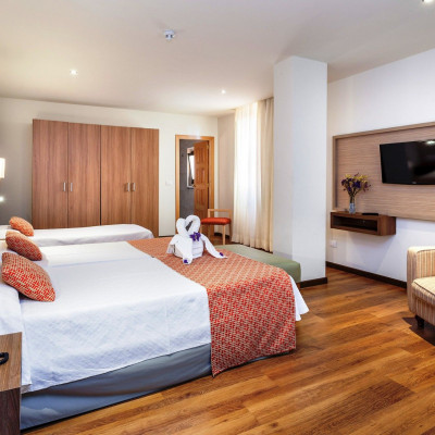 Hotel Marques De Riscal, A Luxury Collection Hotel, Elciego image