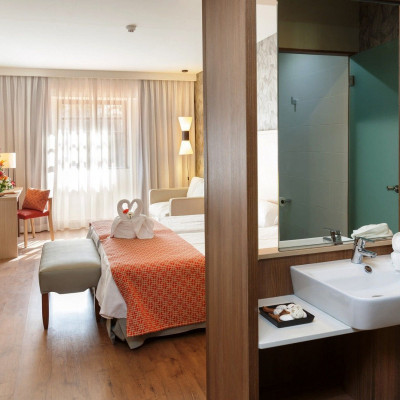 Hotel Marques De Riscal, A Luxury Collection Hotel, Elciego image