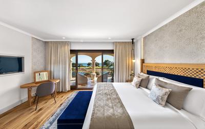 2-Bedroom Ocean Suite