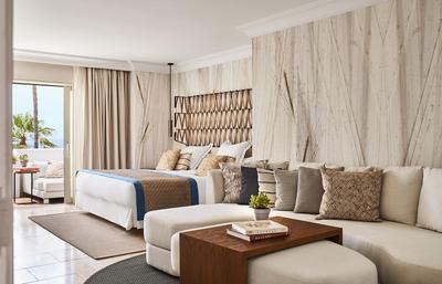 Grand Junior Suite - Partial Sea View