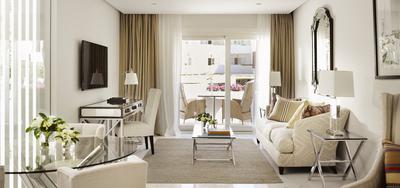 Grand Suite Kitchen