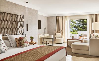 Grand Junior Suite Partial Sea View