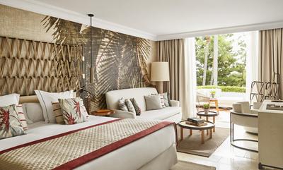 Deluxe Junior Suite - Partial Sea View