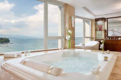 Royal Penthouse Suite