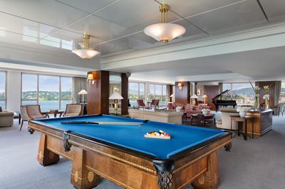 Royal Penthouse Suite