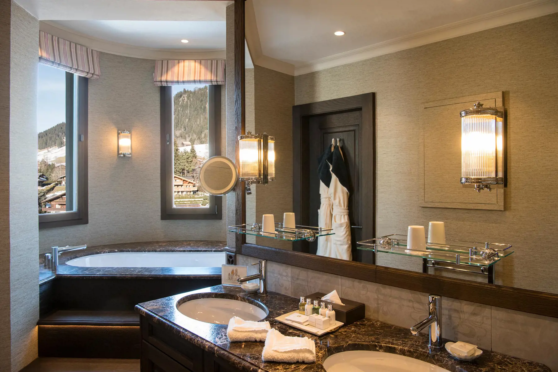 Tower Junior Suite Mountain View