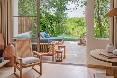 Beachside Suite