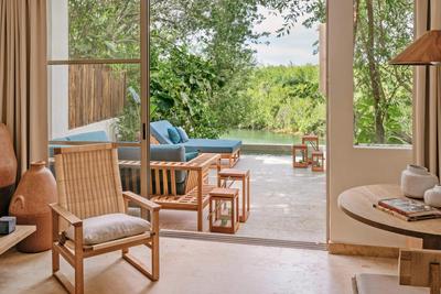 Beachside Lagoon View Suite