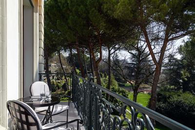 Riviera Suite