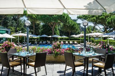 Pool Restaurant