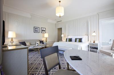 Signature Room, Lake View