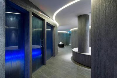 AWAY Spa