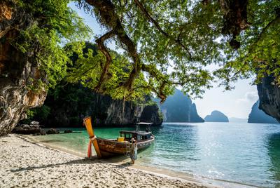 Longtail Boat Island Hopping