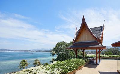 Seven-Bedroom Ocean Villa