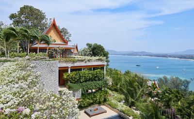Six-Bedroom Ocean Villa