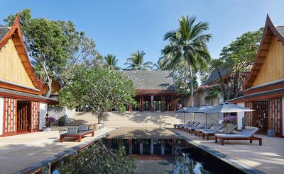 Six-Bedroom Garden Villa