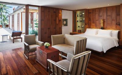 Nine-Bedroom Ocean Villa