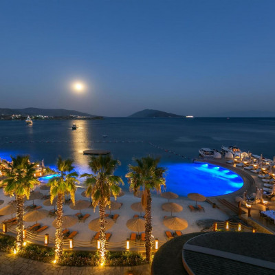 Caresse, a Luxury Collection Resort & Spa image