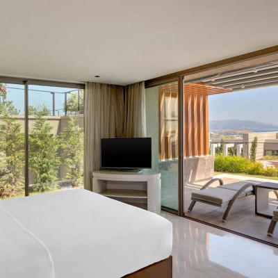 Caresse, a Luxury Collection Resort & Spa image