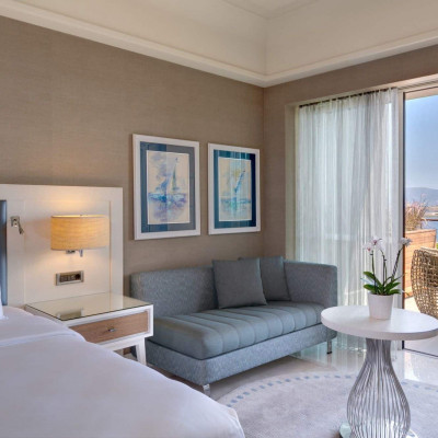 Caresse, a Luxury Collection Resort & Spa image