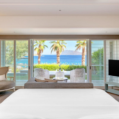 Caresse, a Luxury Collection Resort & Spa image