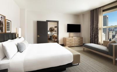 Deluxe One Bedroom Suite