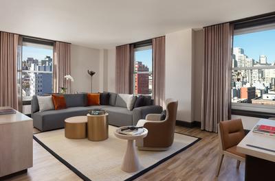 Deluxe One Bedroom Suite