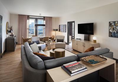 Deluxe One Bedroom Suite