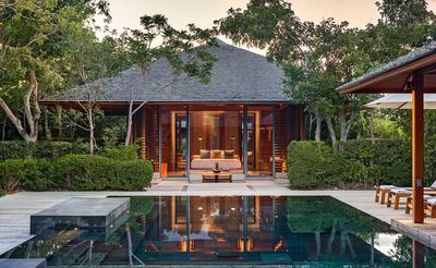 Four Bedroom Beach Path Tranquility Villa - Bedroom Pavilion