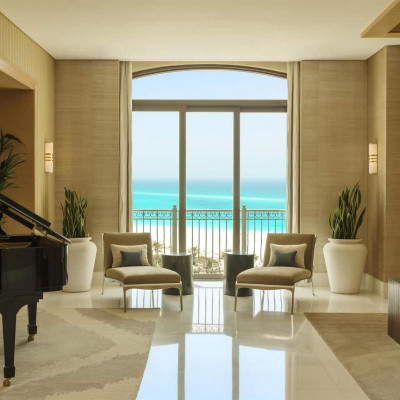 Royal Suite - Living Room