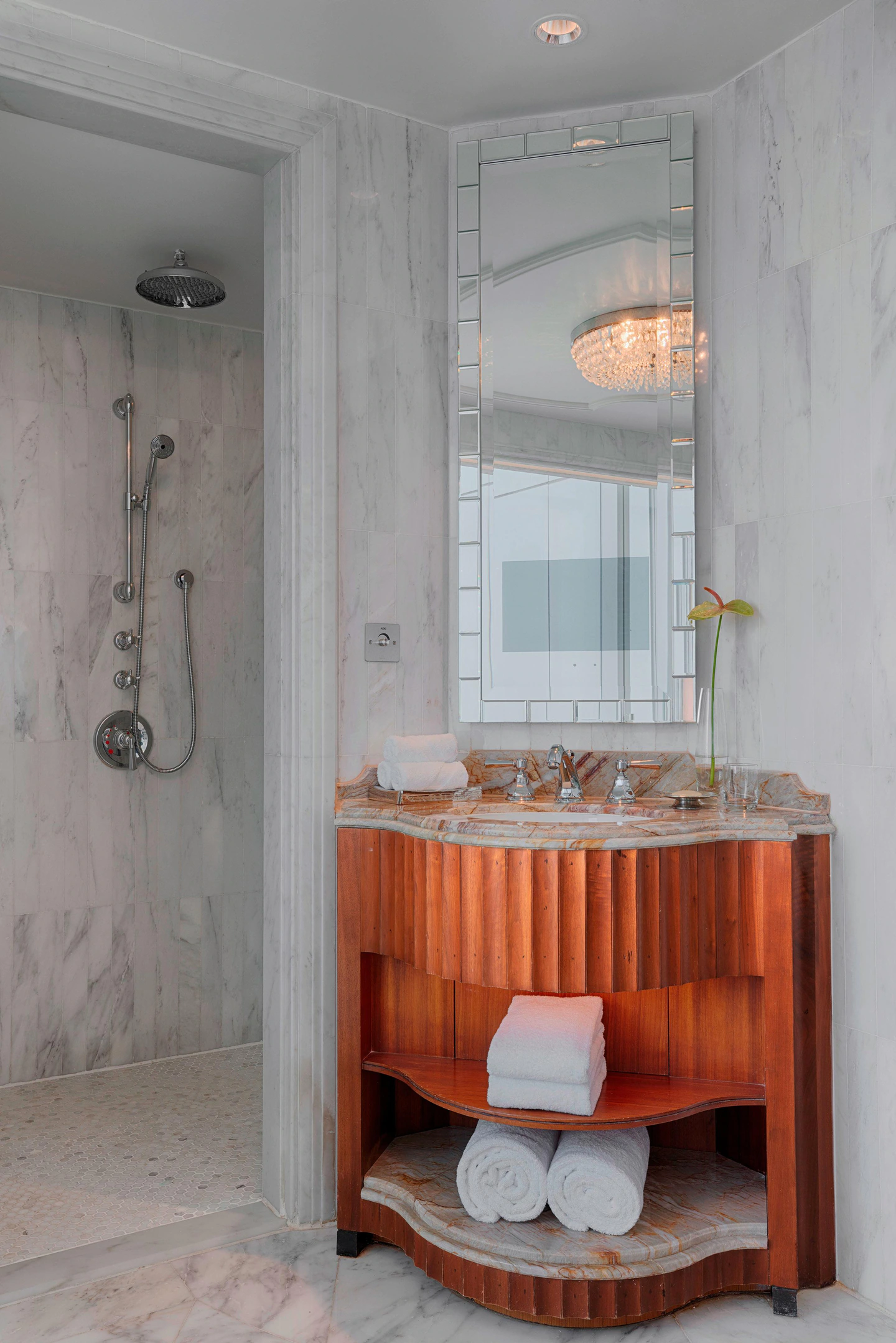 Grand Deluxe Suite