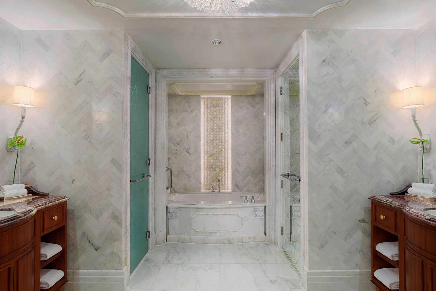 Abu Dhabi Suite