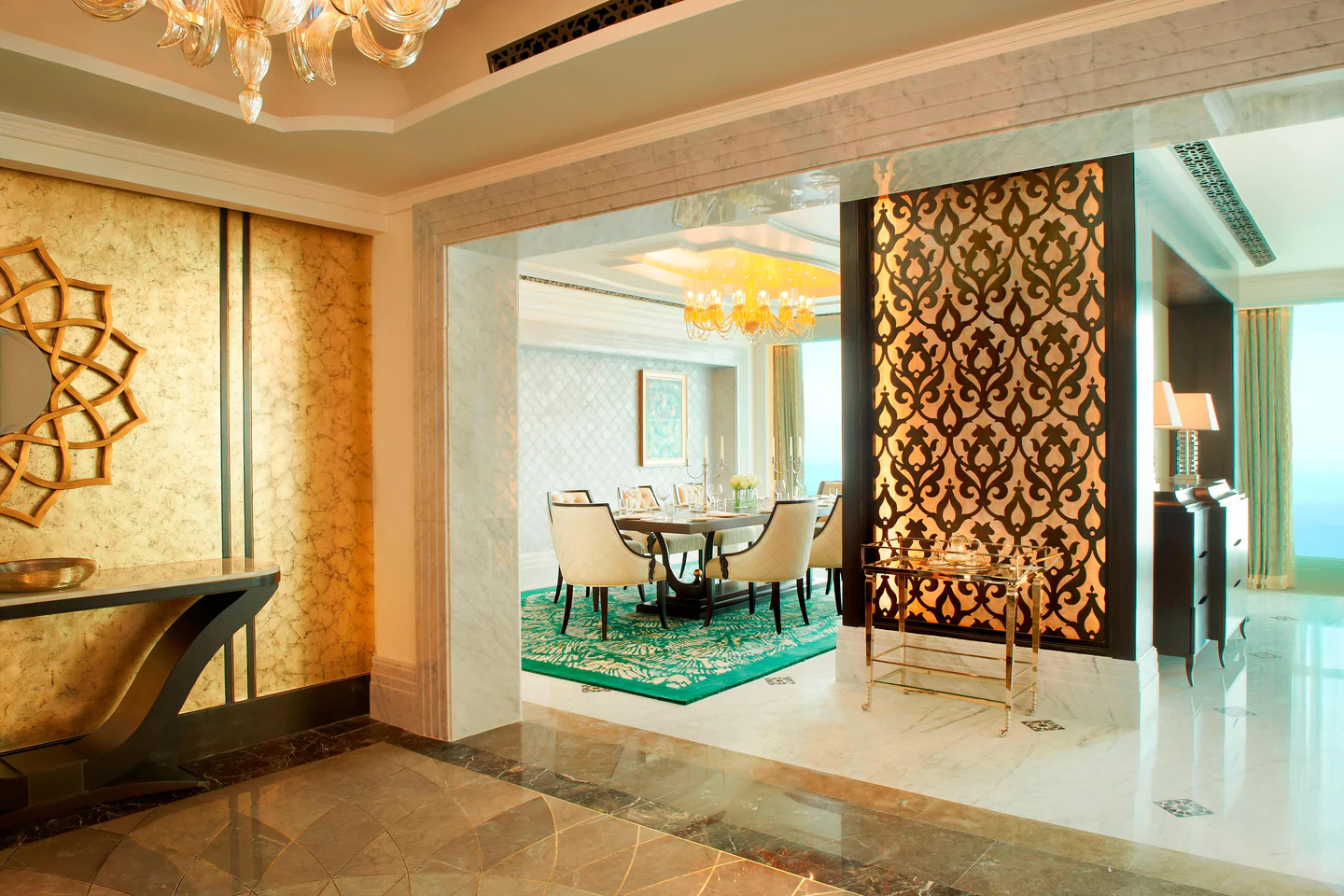 Al Manhal Suite