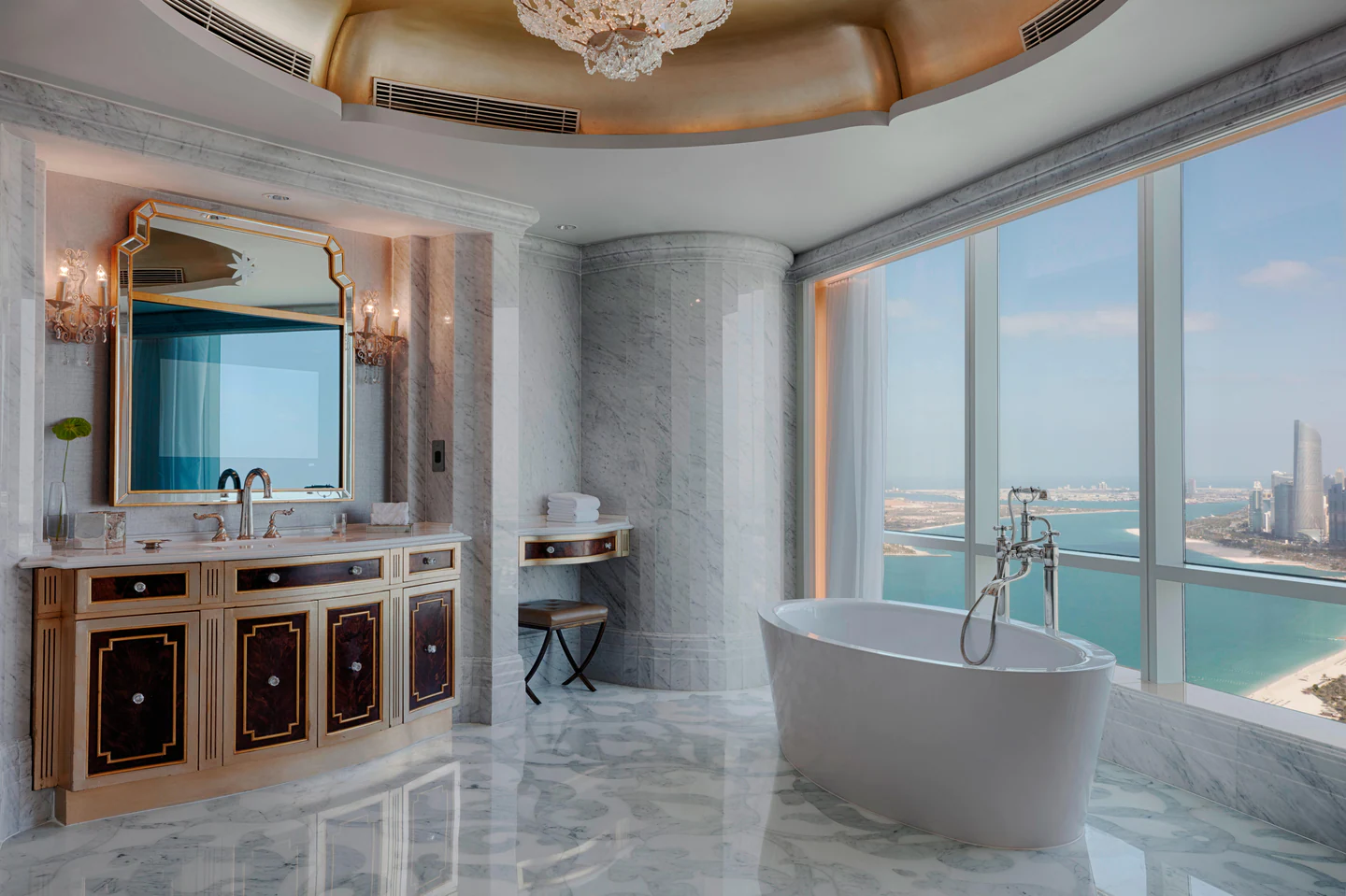 Al Manhal Suite