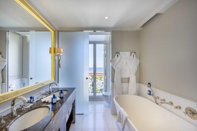 1- Bedroom Diamond Suite - Riviera