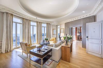 2-Bedroom Diamond Suite - Presidential