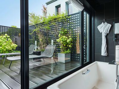 Signature Suite (Teck Executive Suite)