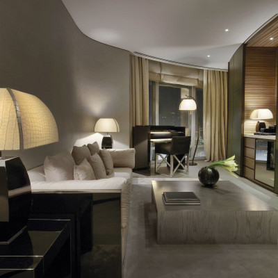 Armani Fountain Suite