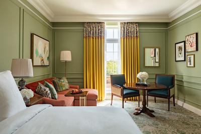 Mews Room Deluxe