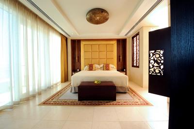 Diplomatic Suite