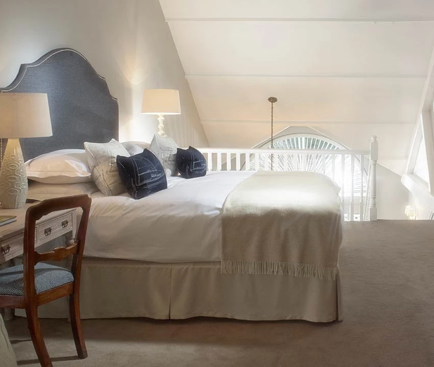 Coach House Suites